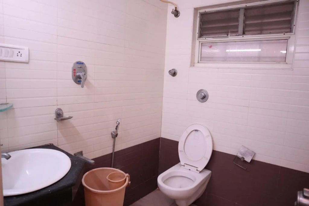 Smilestay Sairam Residency