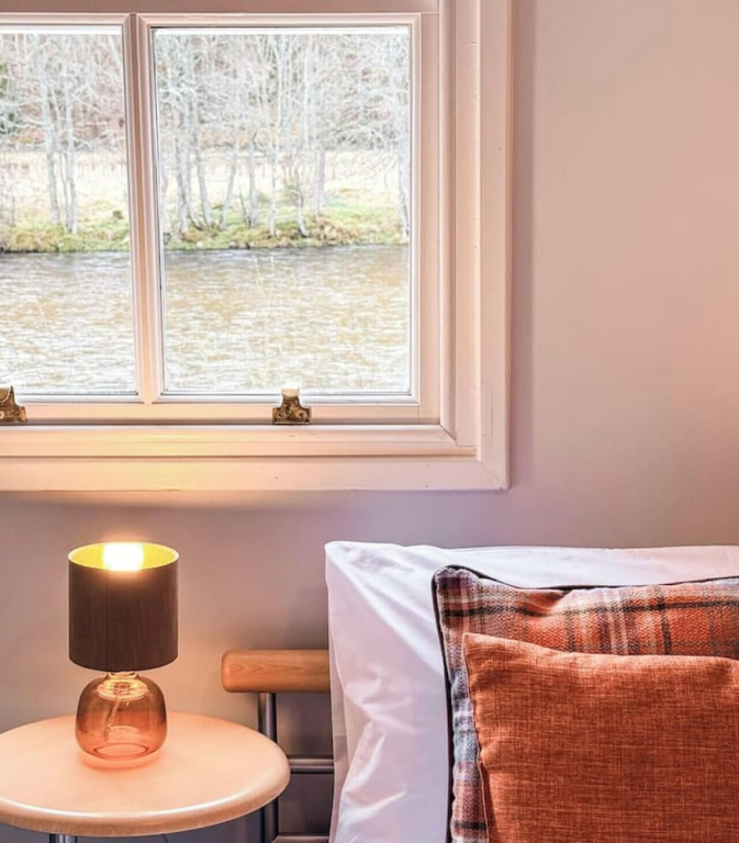 Quiet Riverside Retreat in Royal Deeside Ballater