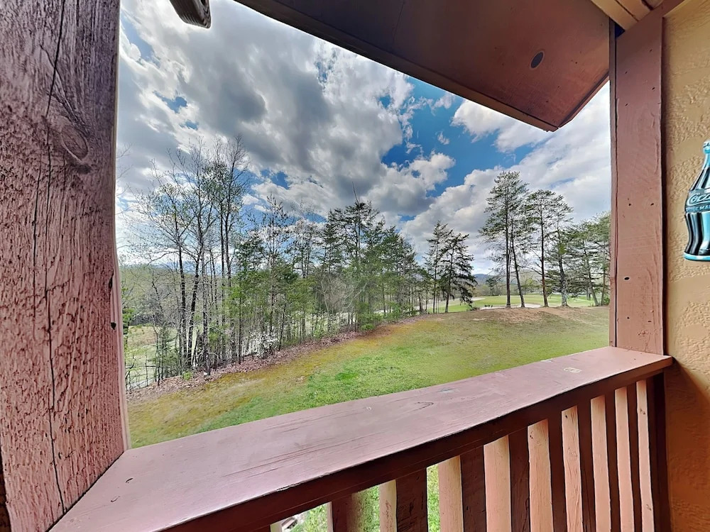 Up To Par 3211 by Jackson Mountain Rentals