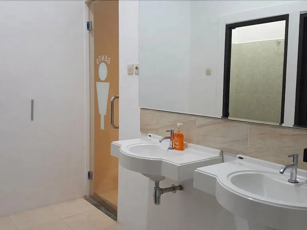 MADOR Malang Dorm Hostel
