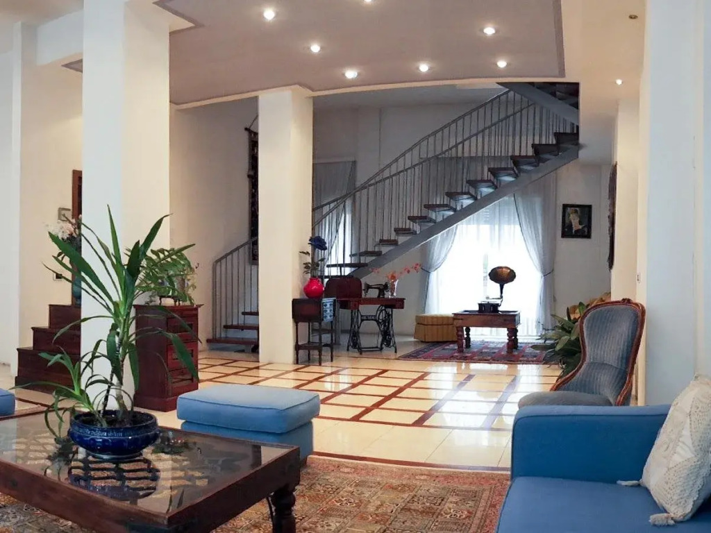 Hotel Antares
