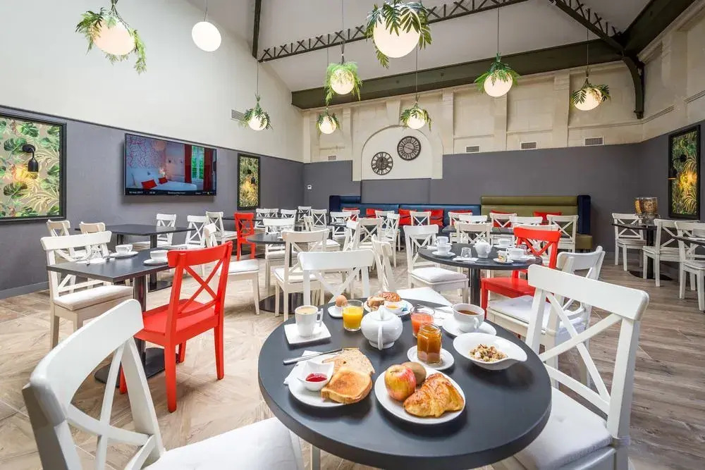 Qualys-Hotel Le Londres - Hotel & Appartements