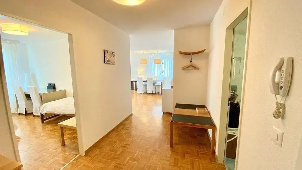 Close to the lake and very spacious 3 bedroom
