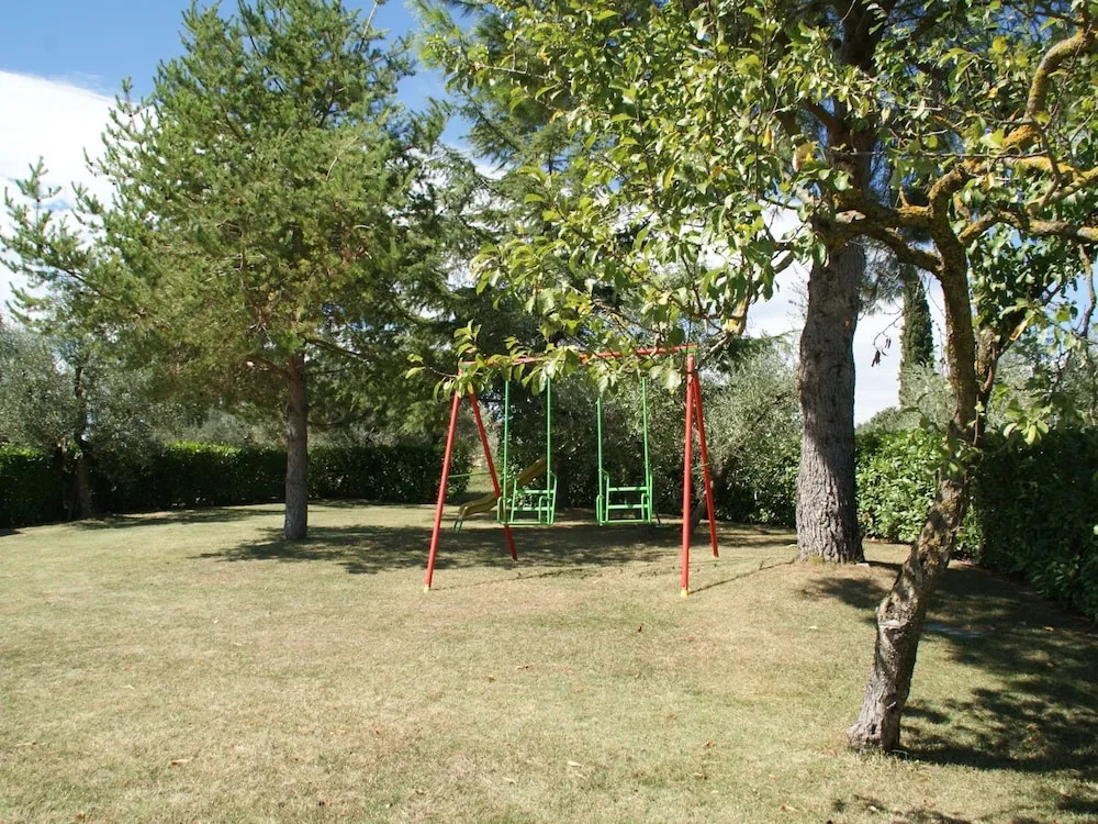 Rustic Holiday Home in Corciano With Swimming Pool