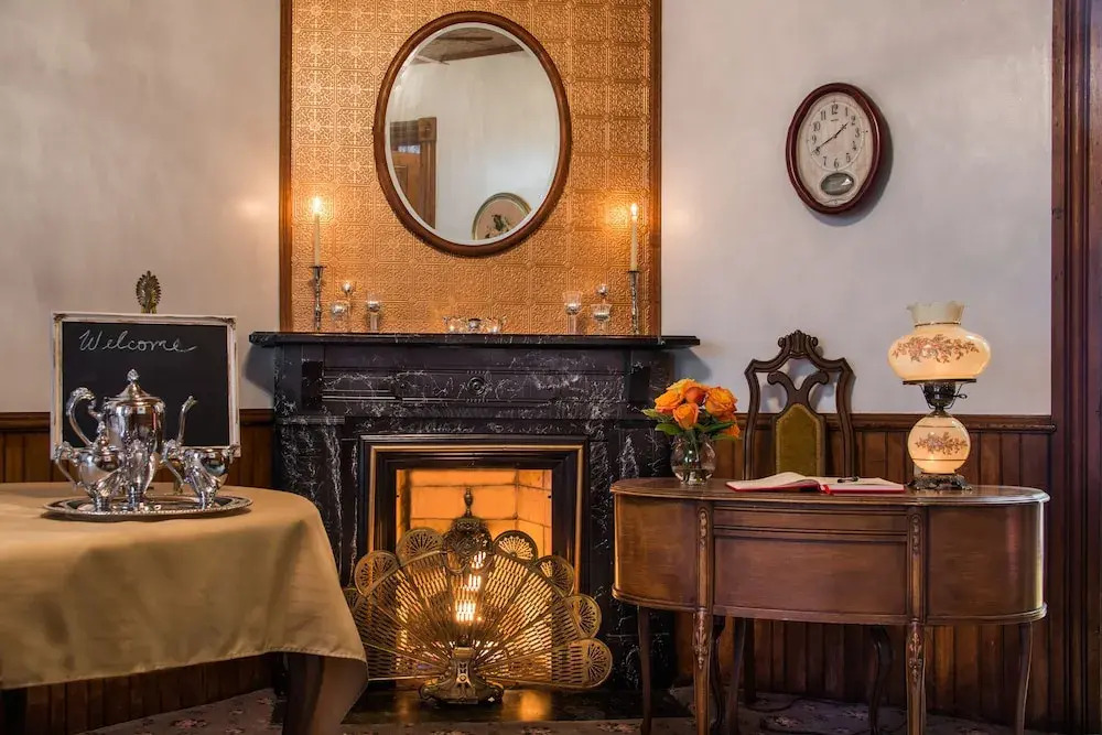 Sutherland House Victorian Bed and Breakfast