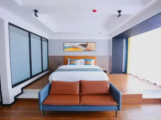 Xishuangbanna Jinghong City Airlines Hotel (Dafo Temple Manjingxuan Commercial Plaza Branch)