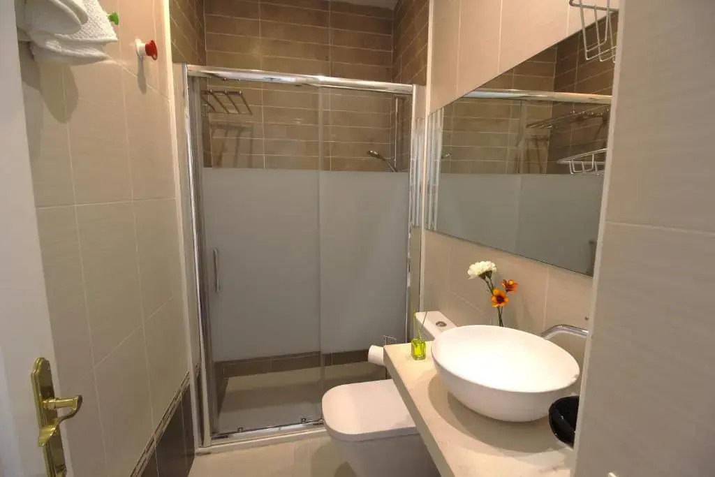 Apartamentos Romero Luna