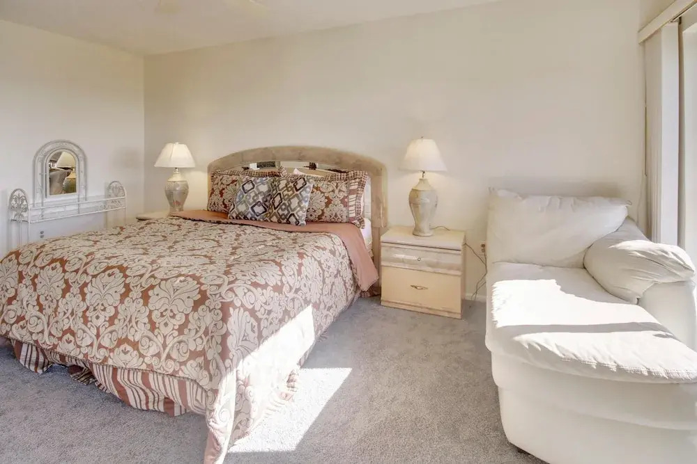 Land's End 203 Building 11 Beachfront With Private Balcony!!