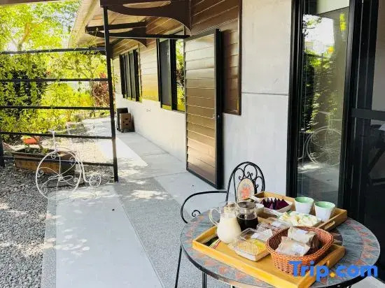 左鄰右舍 慢旅空間