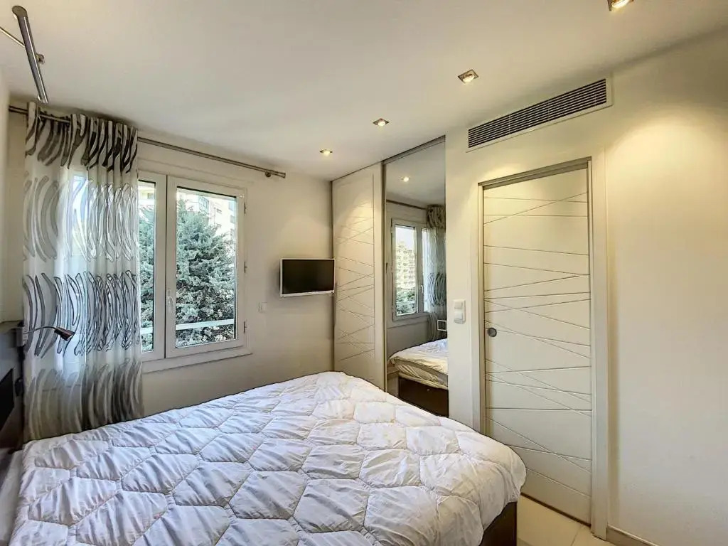 Appartement Cannes, 3 pièces, 4 personnes - FR-1-470-1