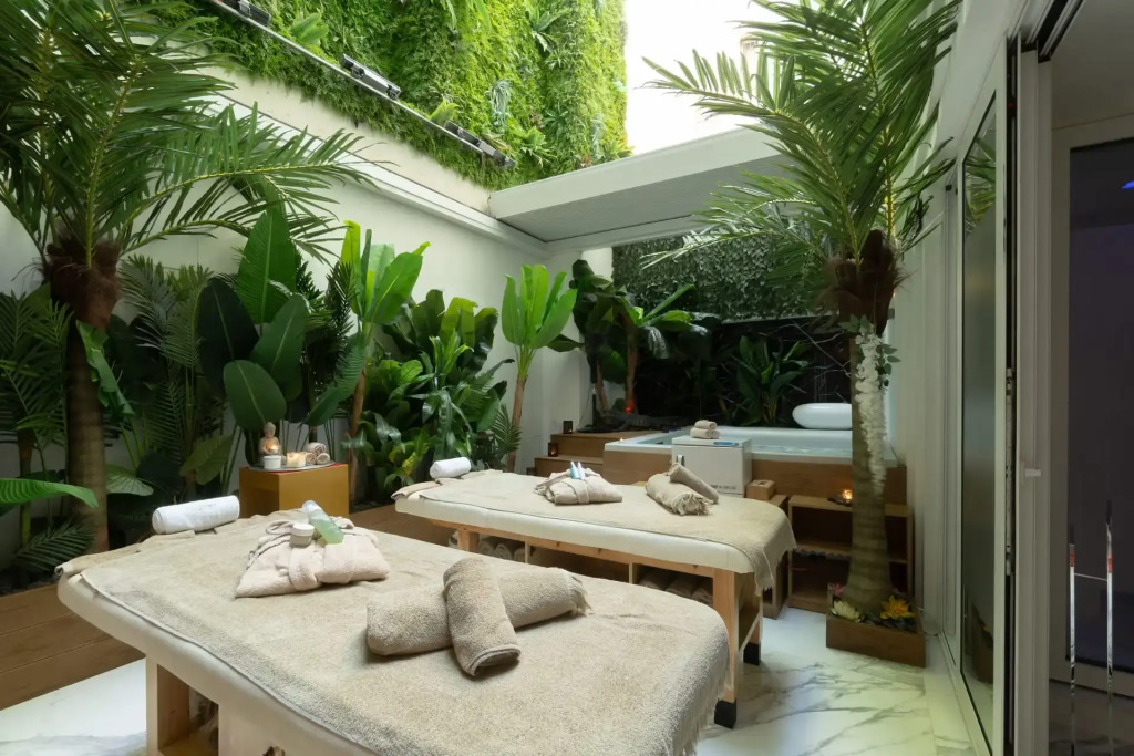 Elia Ermou Athens Hotel