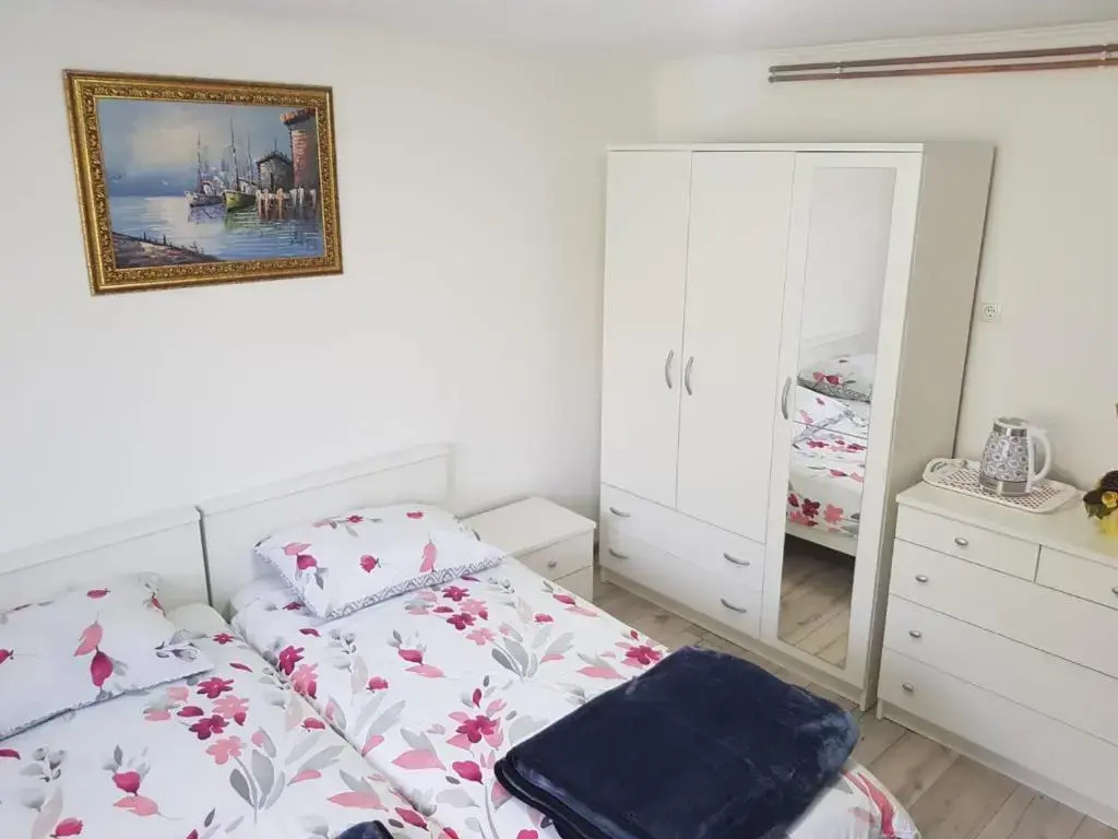 Rooms Ivan