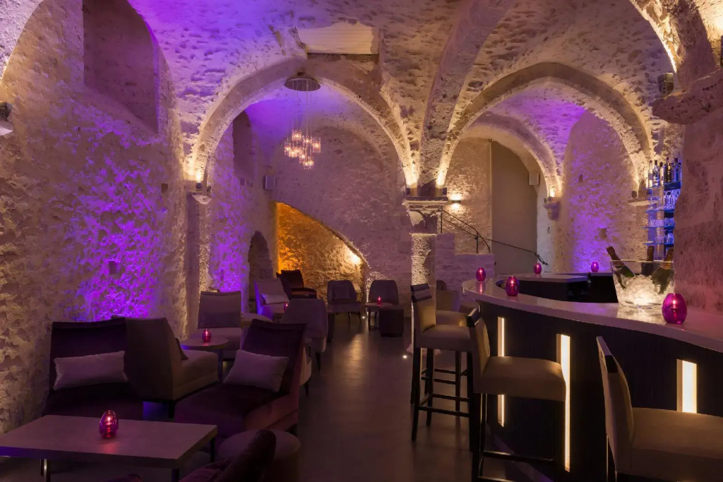 Hôtel Aux Vieux Remparts