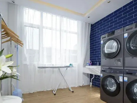 Keriad Hotel (Jinan Quancheng Square Baotu Spring Branch)