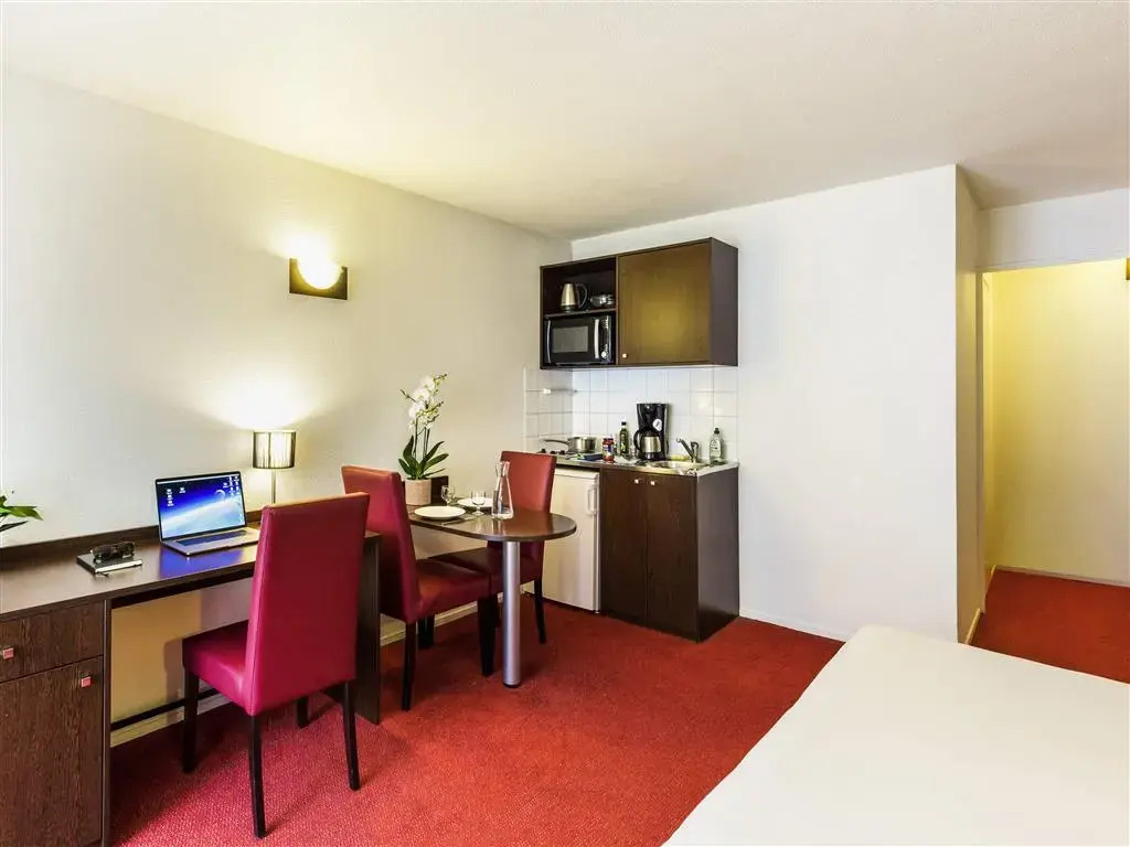 Aparthotel Adagio Access Paris Vanves - Porte de Versailles