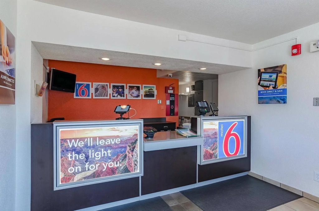 Motel 6 Cheyenne, WY