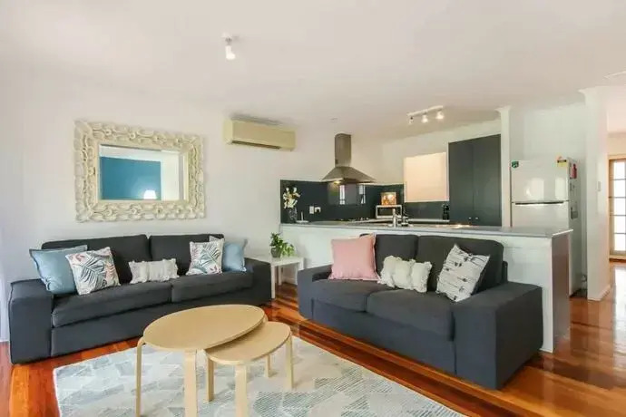 Stylish 3 Bedroom Family Home in Leafy Paddington