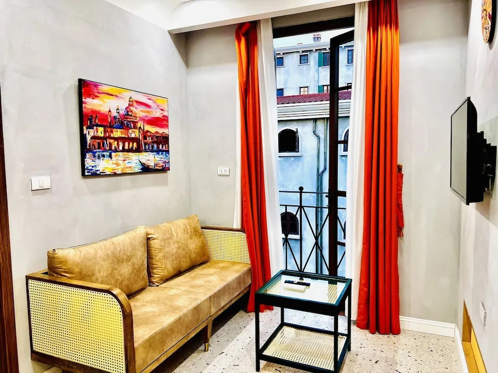 Rova Hotel Phú Quốc