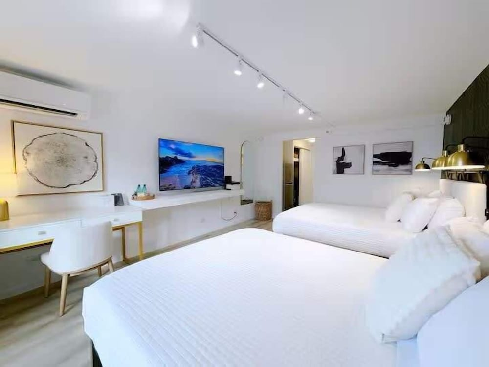 @ Marbella Lane- Trendy Waikiki Oasis Near Beach