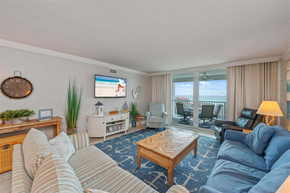 Shoreline Towers 3084 2 Bedroom Condo