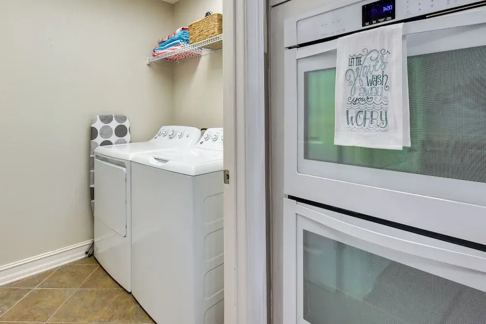 Pet-friendly Fernandina Beach Condo: Walk to Beach