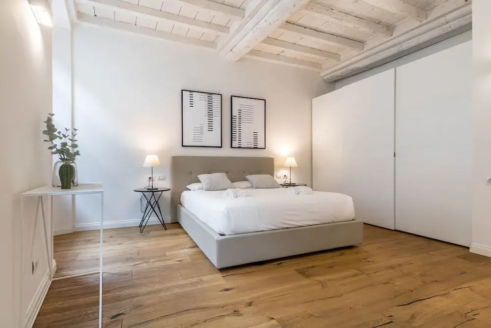 JOIVY Fulcorina Spiga Modern flat next to the Duomo