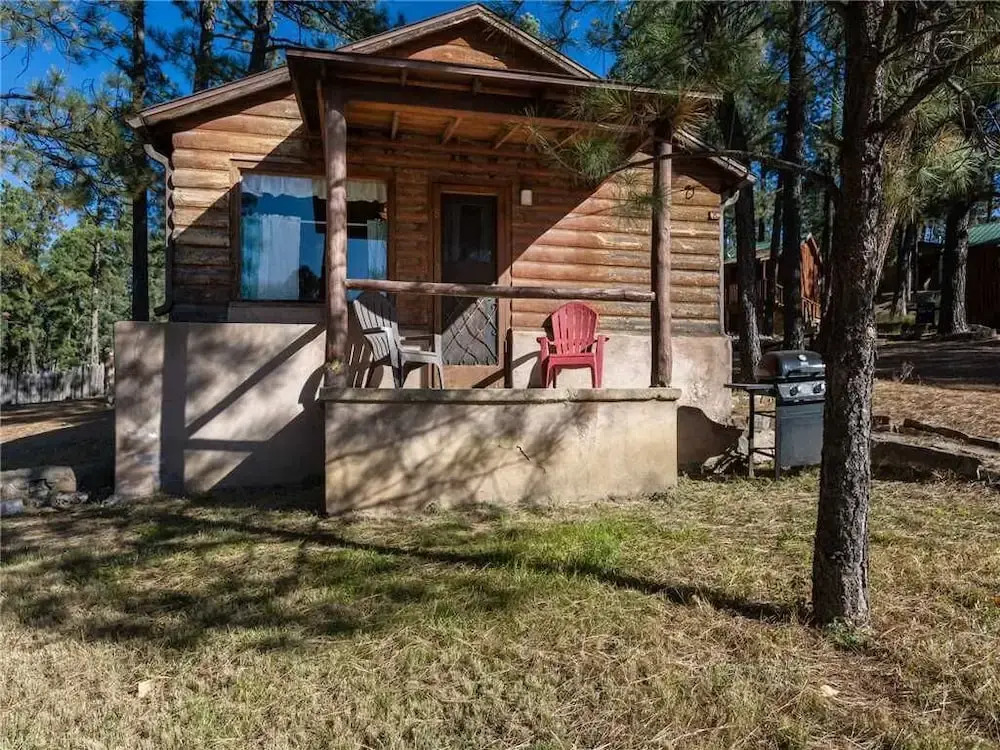 Tiny Two, 2 Bedrooms, Midtown, Sleeps 4