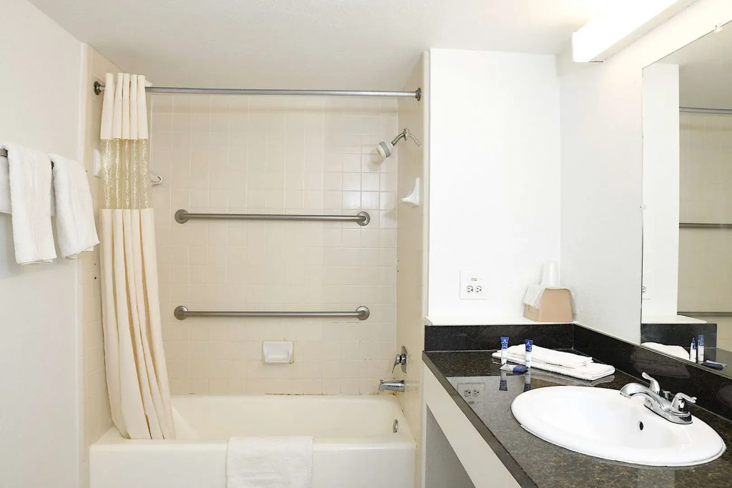 Regency Inn