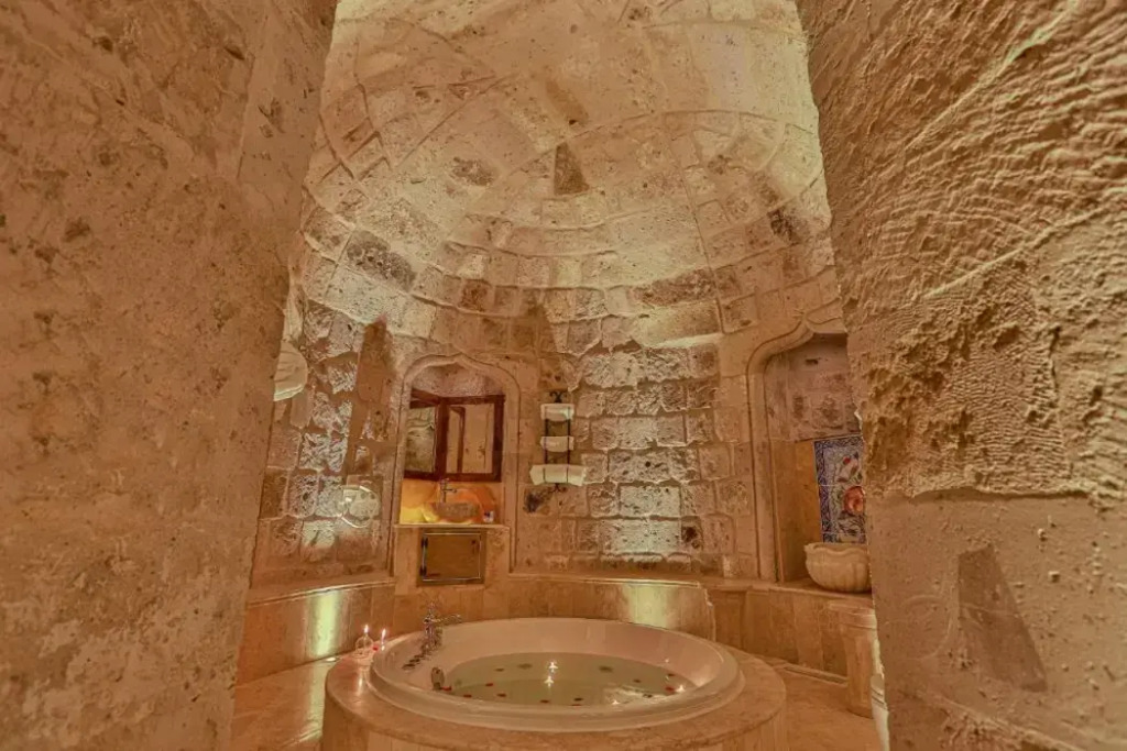Şah Saray Cave Suites Halal Hotel