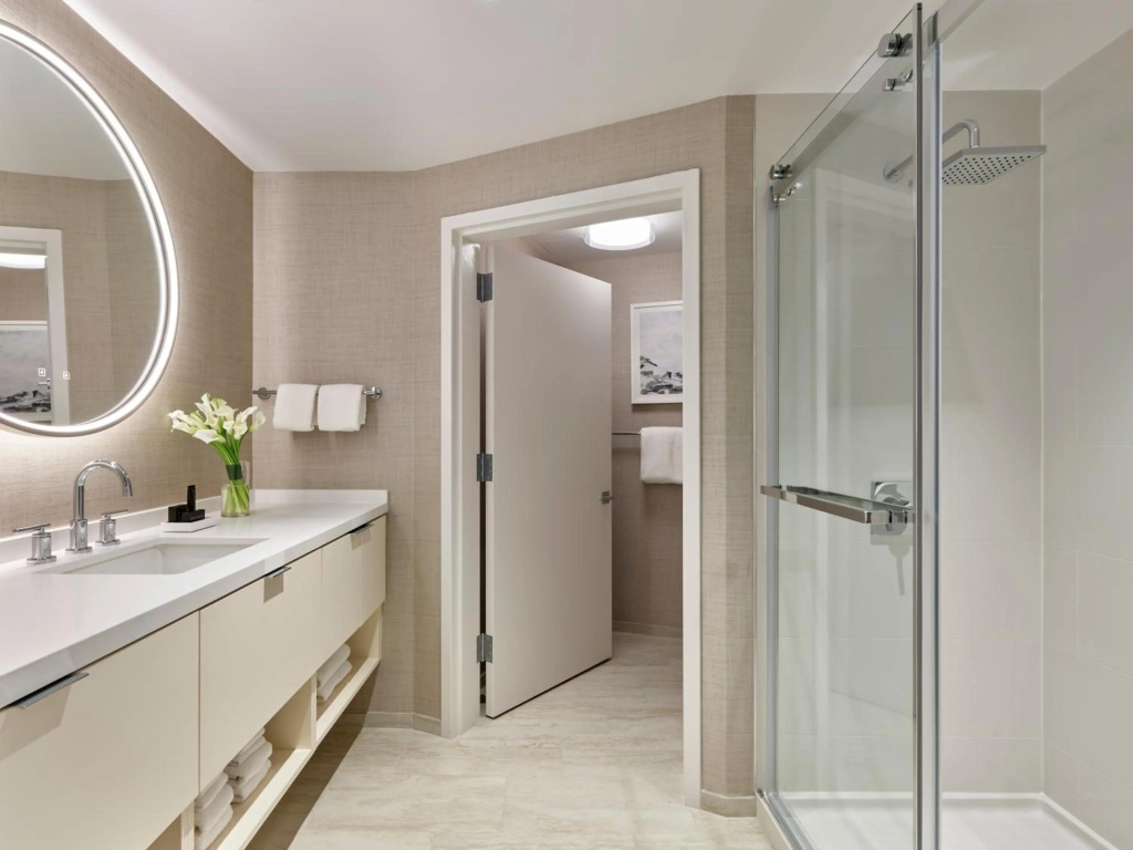 Отель One Washington Circle DC, Tapestry Collection by Hilton