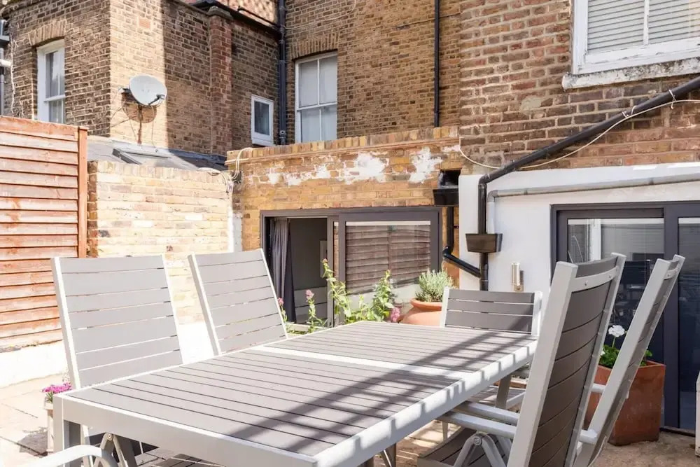 Newly Refurbished 2 Bedroom Flat in Fulham