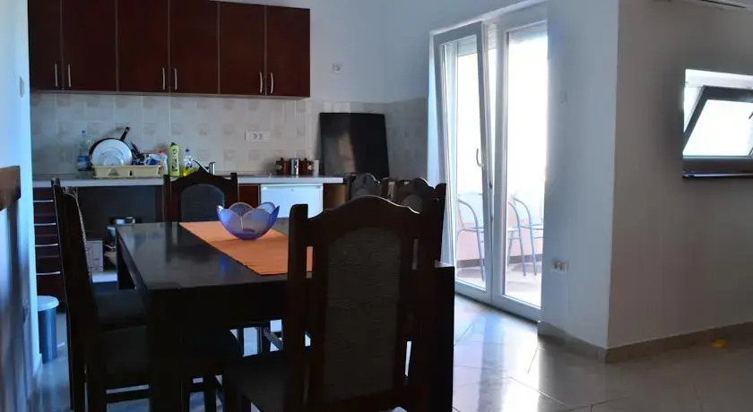 Apartments Pejovic