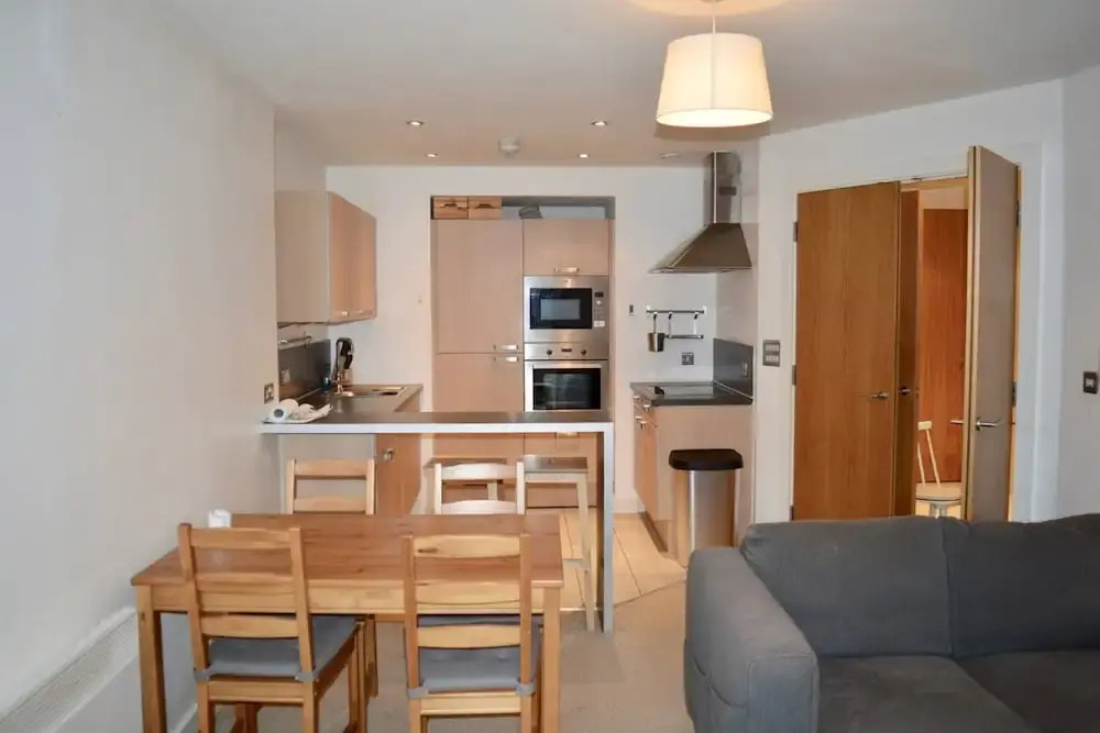 Comfortable 2 Bedroom Apartment in Manchester