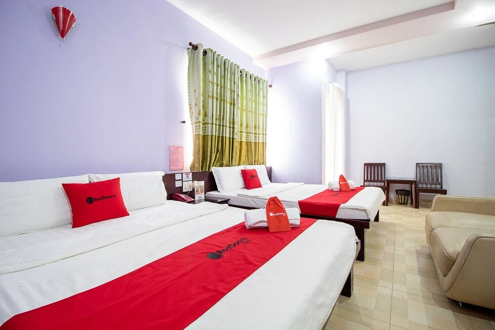 Kim Ngan Long Hotel by RedDoorz