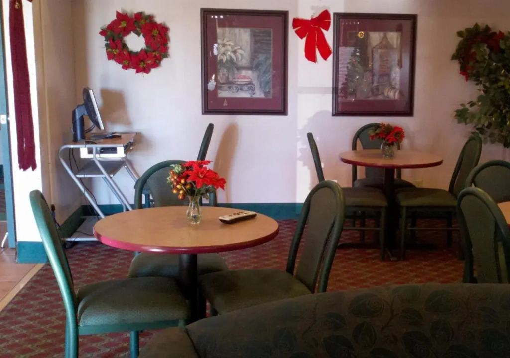 Oakland Inn