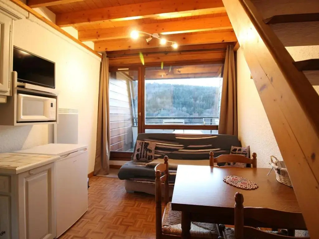 Appartement Mont-Dore, 2 pièces, 6 personnes - FR-1-608-156