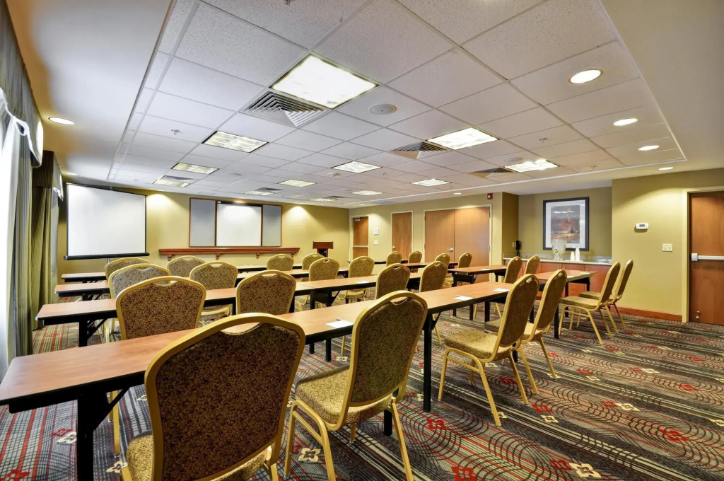 Hampton Inn & Suites Tucson East