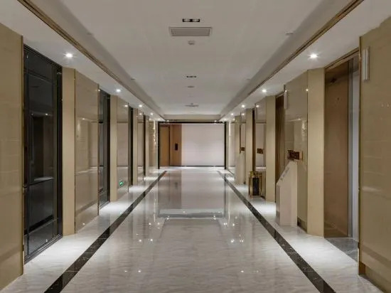 Luming Hotel (Chongqing Liujia Wharf)