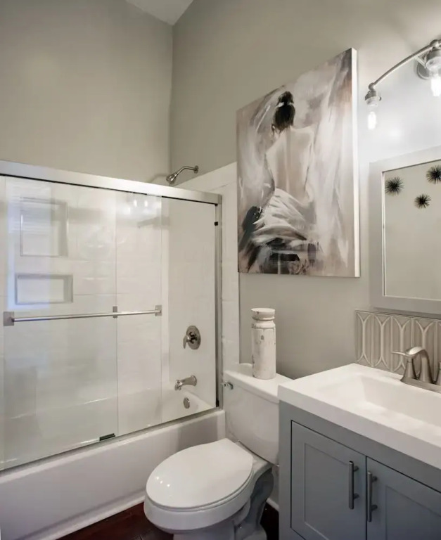 Newly Renovated Historic District Apt