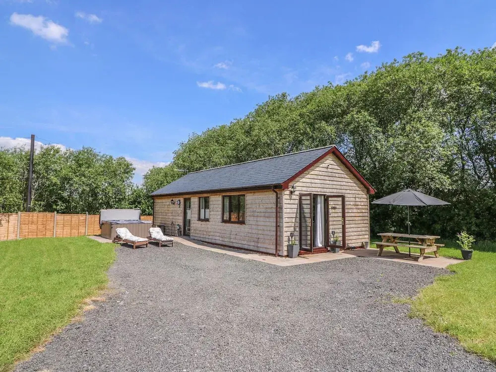 Cherry Tree Lodge