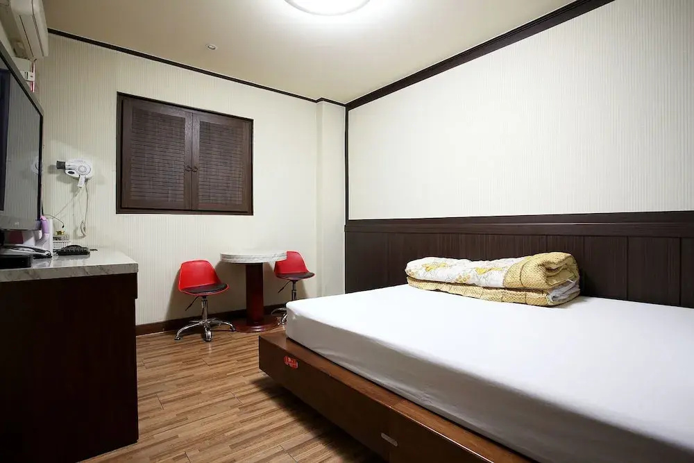 Brown Hotel