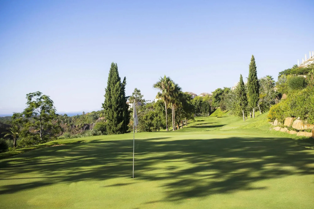 Elviria Hills Living