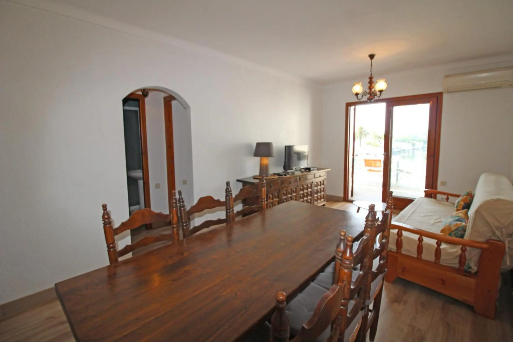 BASIC CONFORT Apartamento Port Segre