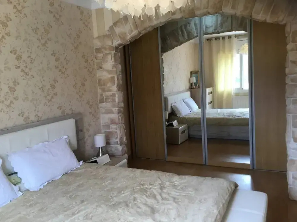 Villa a Step Away From Barcelona, Mountains and Beach