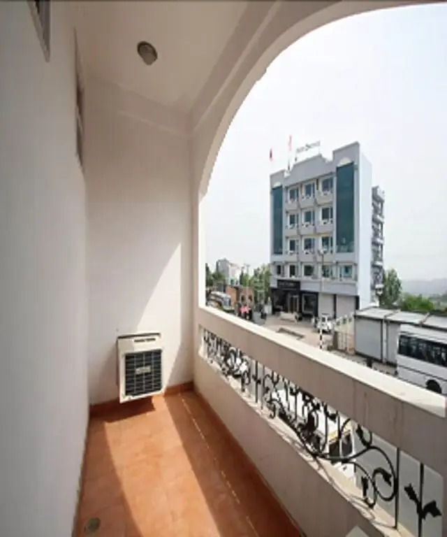 OYO 10752 Hotel Sitara International