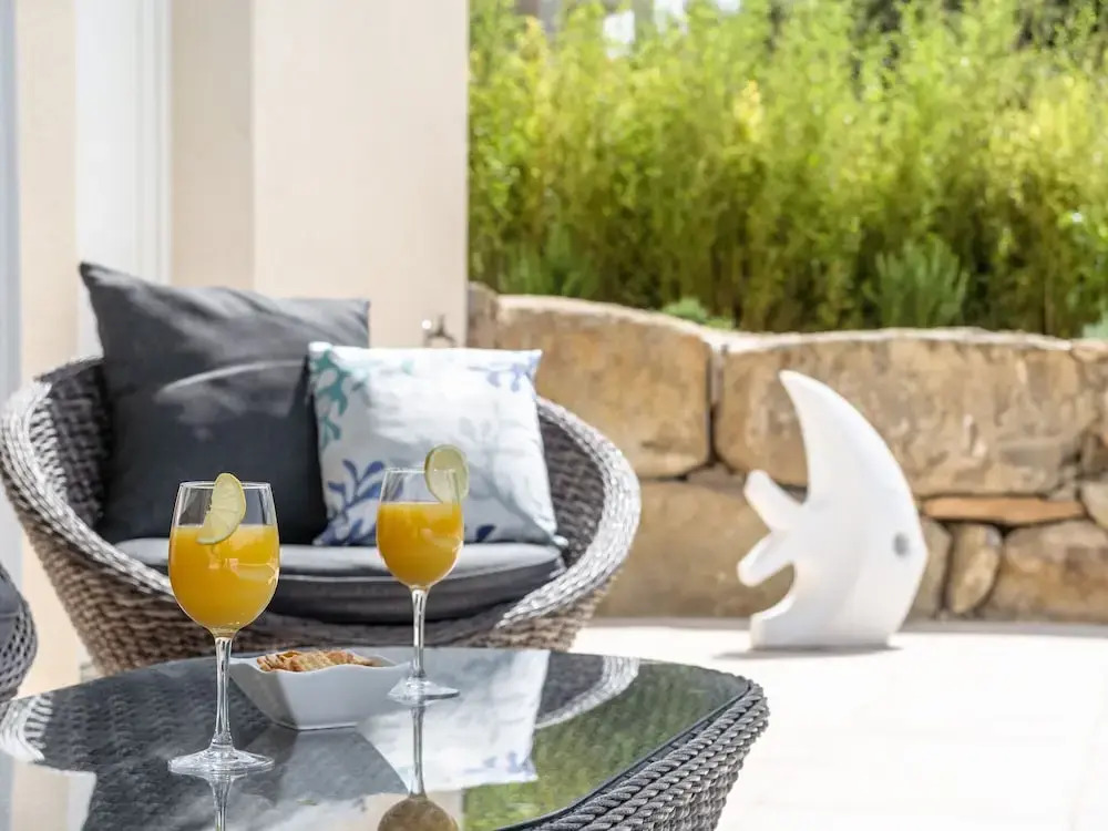 Luxury villa with private pool in Cesseras
