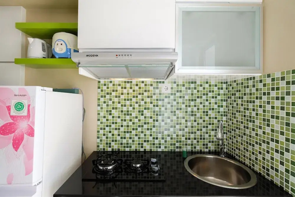 Modern and Minimalist Studio Bassura City Apartment