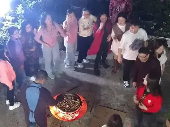 Hailuogou Yueshanju Garden Vacation Apartment (Moxi Town)