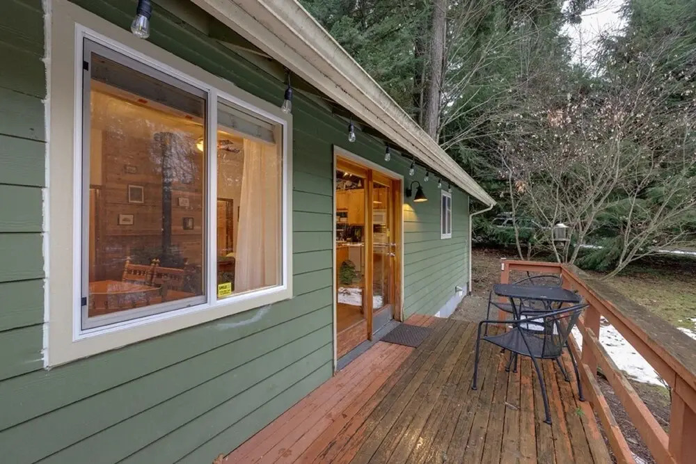 Mt Baker Lodging Cabin 64 – FRPL, WIFI, SLEEPS 6! by MBL