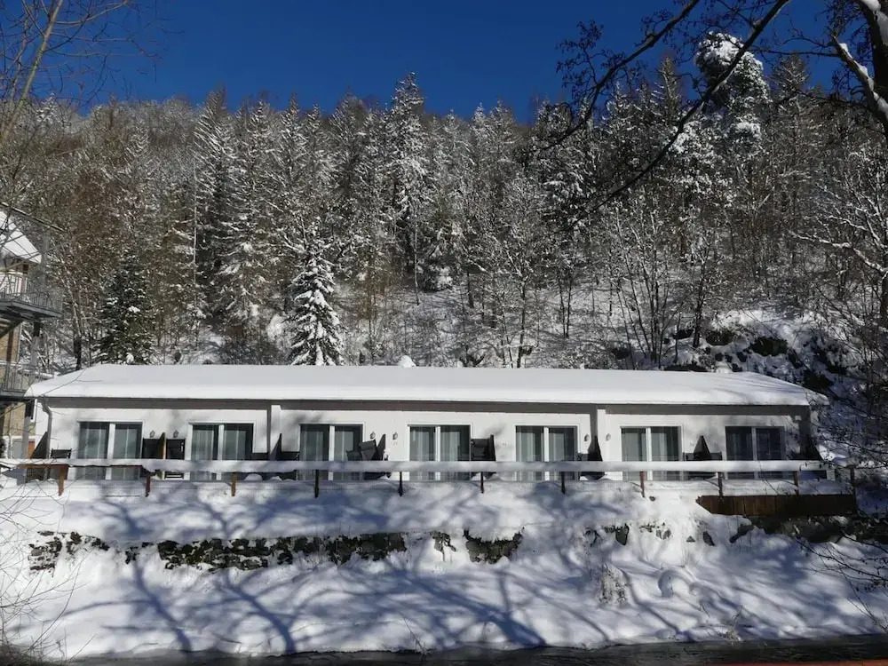BODETALER BASECAMP LODGE - Naturerlebnis Lodge
